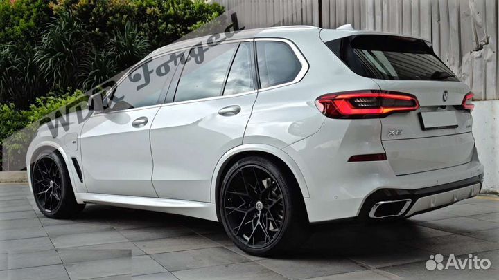 Кованые диски R22 на BMW