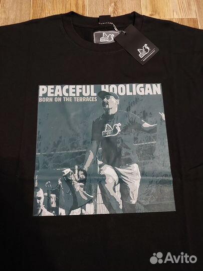 Футболка Peaceful Hooligan новая оригинал