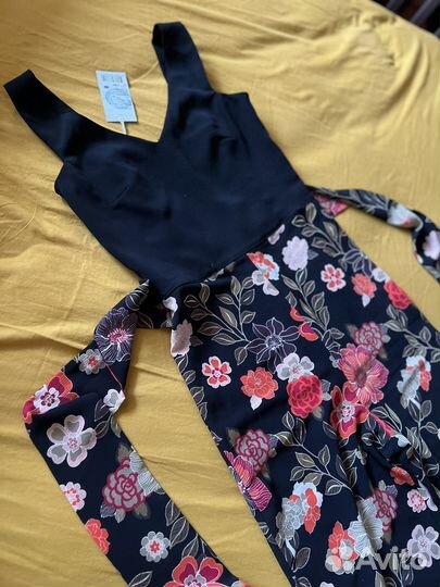 Комбинезон вечерний 42 размер