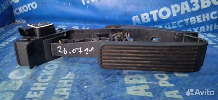 Педаль газа Mercedes-Benz W220 седан M275E60AL