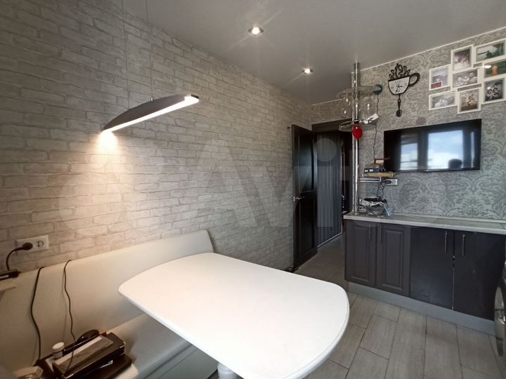 2-к. квартира, 55 м², 16/17 эт.