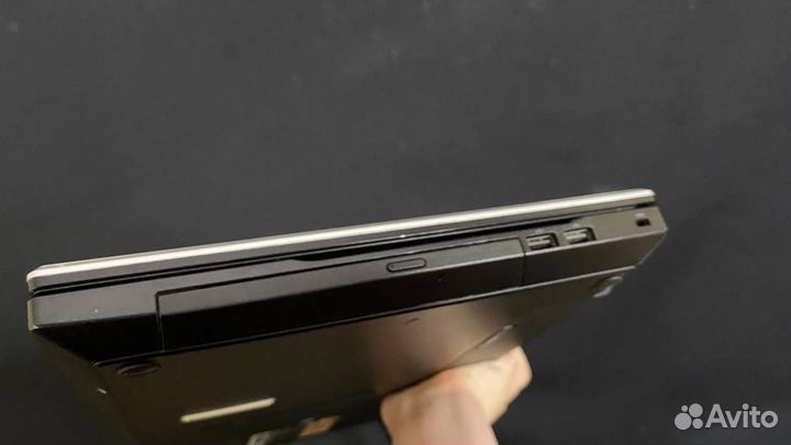 Samsung NP300V5A с i7-2670QM, 12 гб озу, Двойной Г