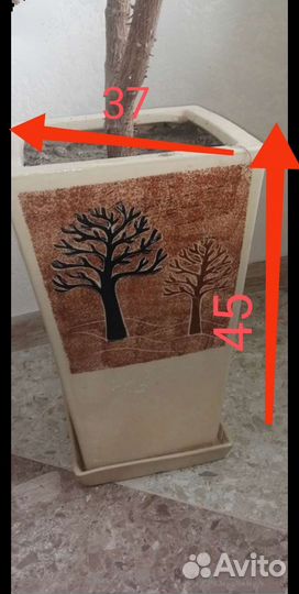 Большой керамический горшок для цветов