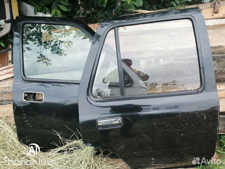 Двери правые Тойота 4ранер