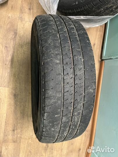 Bridgestone Duravis R410 215/70 R16 26J