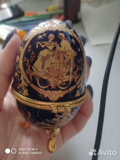 Яйцо сувенирное на пасху- шкатулка