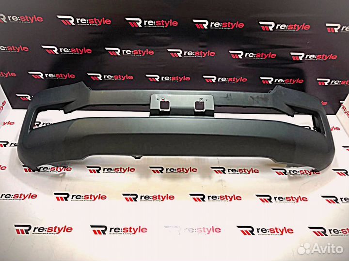 Бампер передний Toyota Land Cruiser 200 с16г