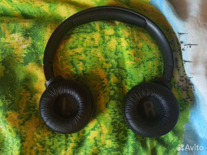 Беспроводные bluetooth наушники jbl