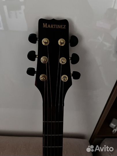 Акустическая гитара martinez