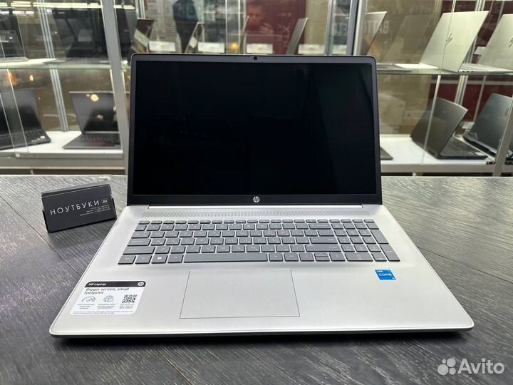 Нoвый ноутбук Hp Laptop 17 i3/12/512
