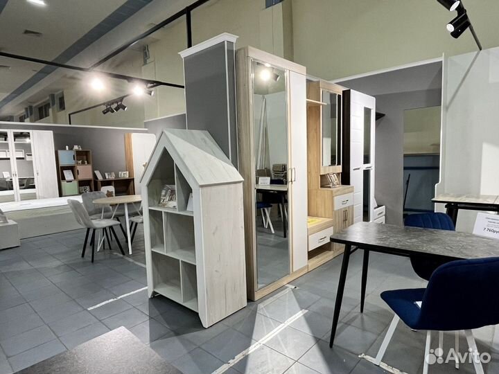 Кухонный гарнитур (кухни, мебель) в наличии