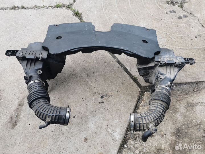 Корпус воздушного фильтра Infiniti fx50s s51 2009