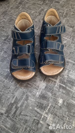 Ортопедические сандали