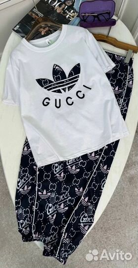 Костюм женский gucci