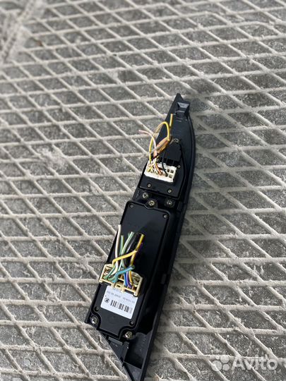 Блок управления стеклоподъемниками