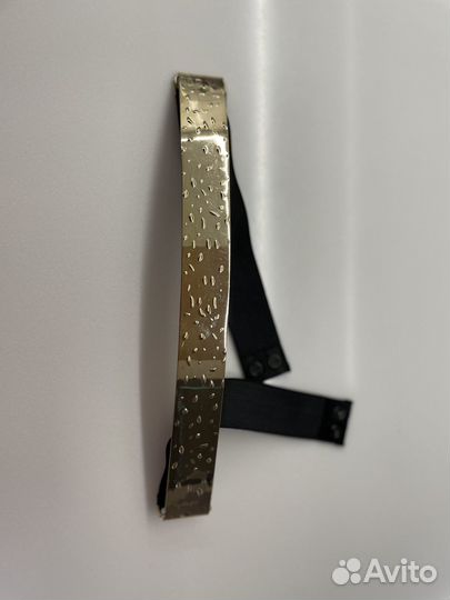 Пояс на резинке с золотой вставкой из металла