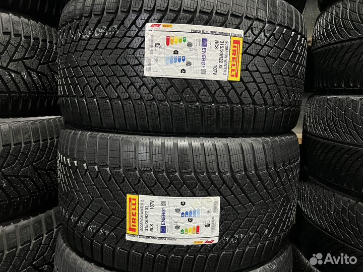 Pirelli Scorpion Winter 2 315/30 R22 и 295/35 R21 109V