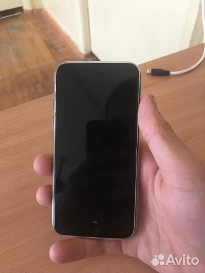 iPhone 7, 32 ГБ