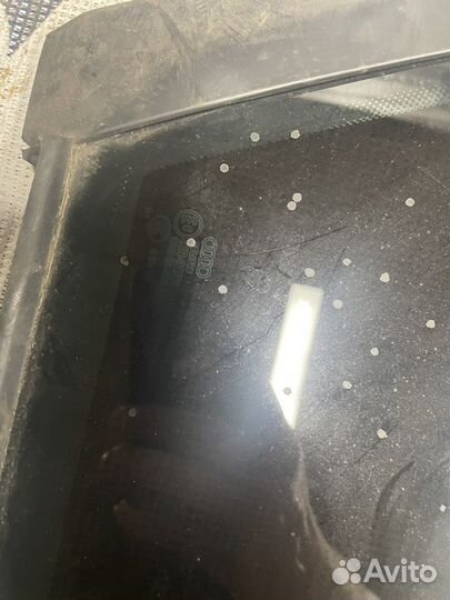 Форточка задняя левая правая Audi A6 C5 седан