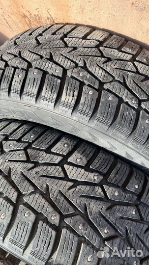 Nokian Tyres Hakkapeliitta 7 SUV 215/65 R16