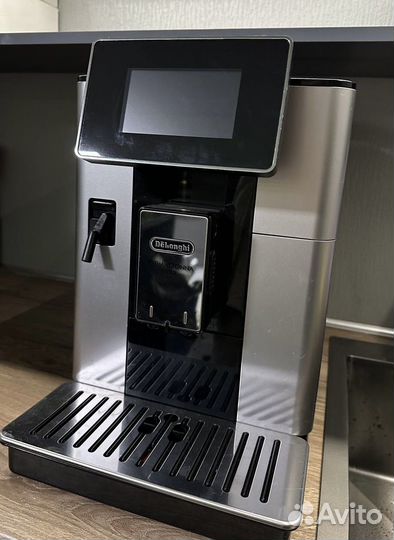 Кофемашина DLonghi primadonna soul