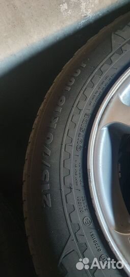 Продам колеса 215/70 R16