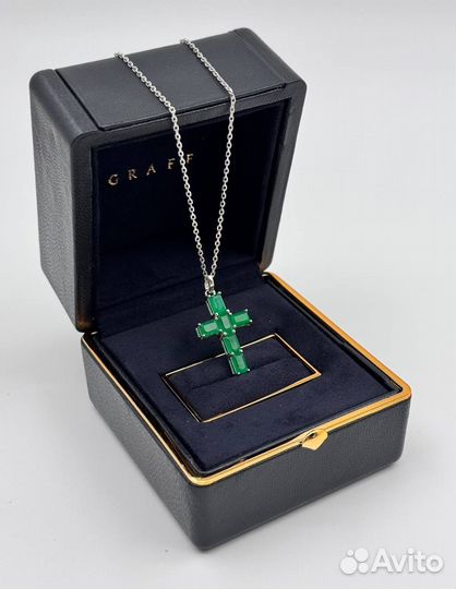 Серебряный кулон Graff