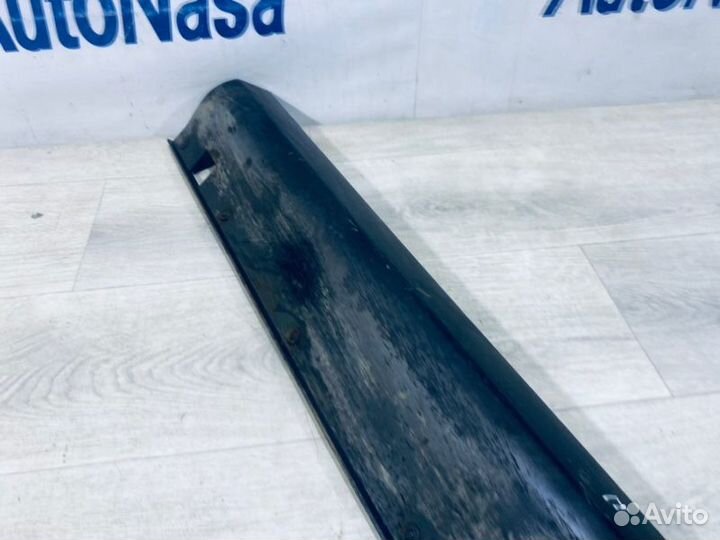 Накладка передняя правая Kia Sorento SUV D4CB 2002