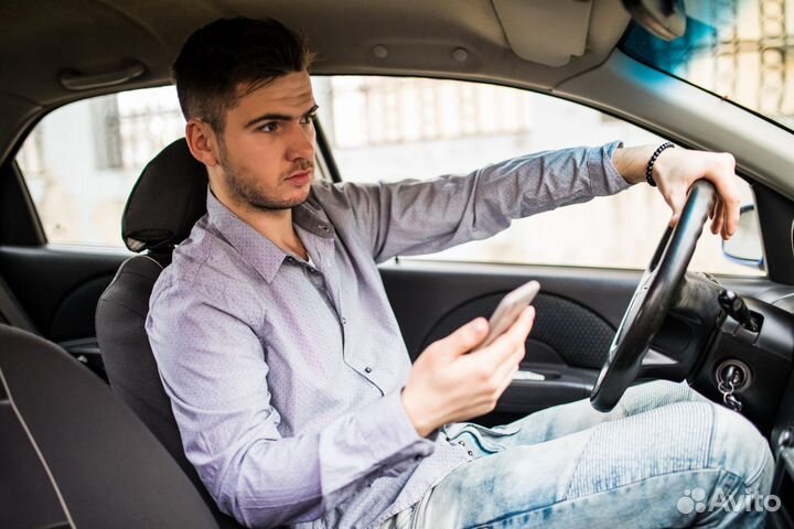 Требуется водитель на личном авто