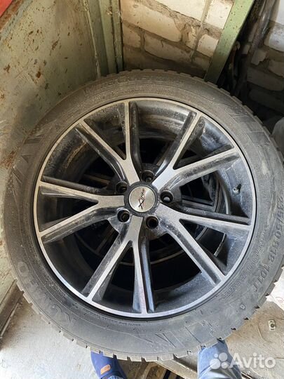 Kumho WinterCraft Ice WI31 235/50 R18