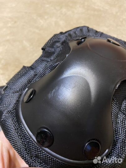 Наколенники налокотники