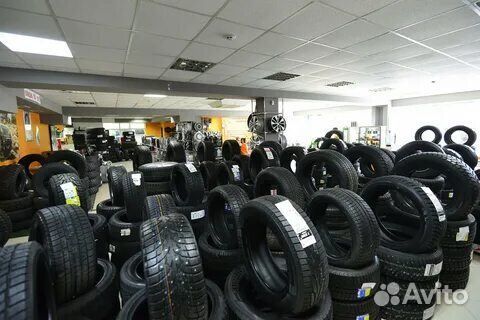 Bridgestone Blizzak LM-005 235/40 R18 100H