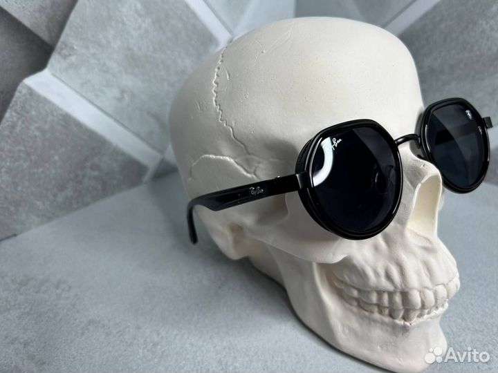 Солнцезащитные очки унисекс Ray Ban & Ferrari