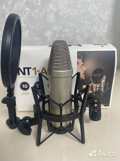 Микрофон Rode NT1-A + Focusrite Scarlett Solo