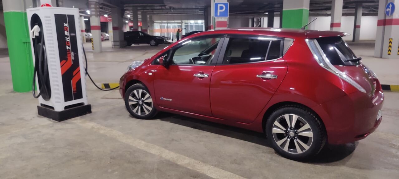 Nissan Leaf: фото владельца