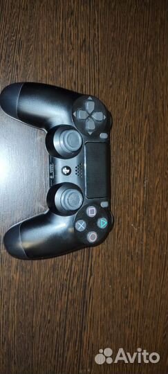 Геймпад PS4 беспроводной DualShock 4 v2 Black