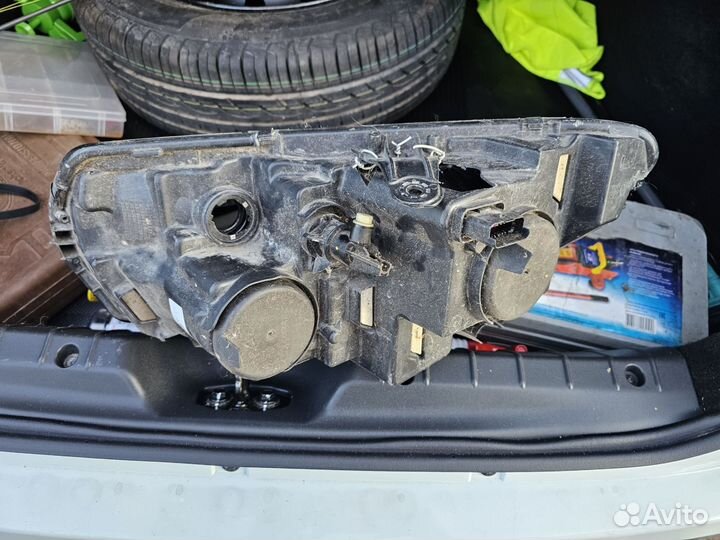 Правая фара логан степвэй после дтп