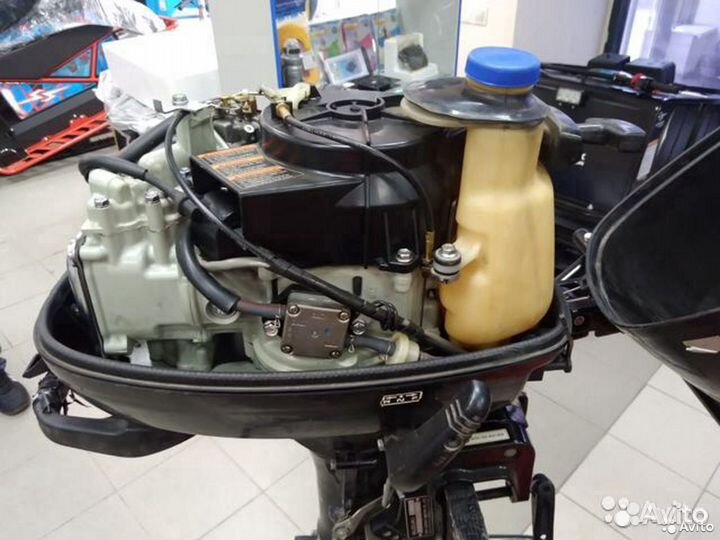 Лодочный мотор Suzuki DF 5 S 4 такта б\у
