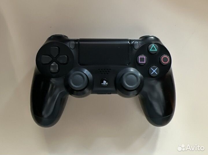 Sony PS4 pro 1tb + шлем psVR