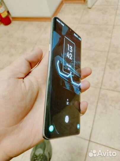Телефон