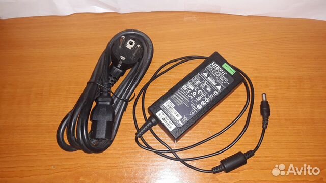 Блок питания универсальный 12 в 3 амп