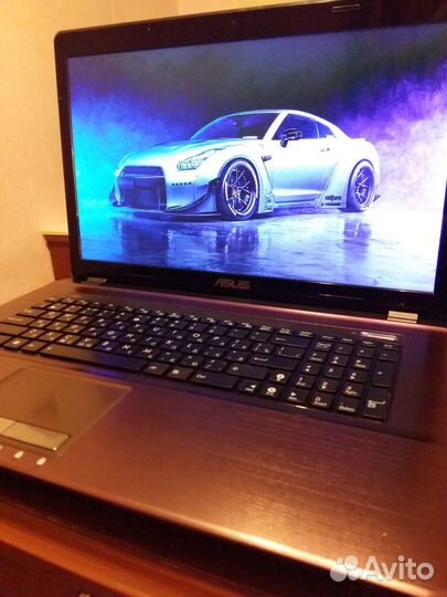 Ноутбук Asus на core i5, 17дюймов, видеокарта 2Gb
