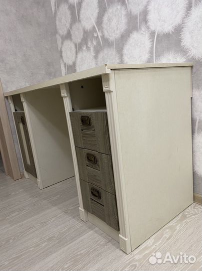 Письменный стол б/у