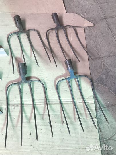 Лопаты,вилы, грабли