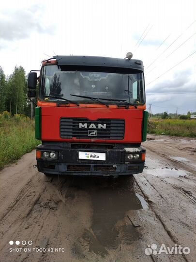 MAN 19.372 с полуприцепом, 1992