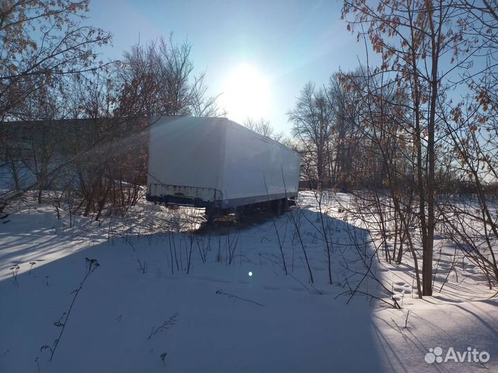 Полуприцеп термос