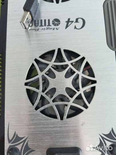 Подставка с охлаждением для ноутбука