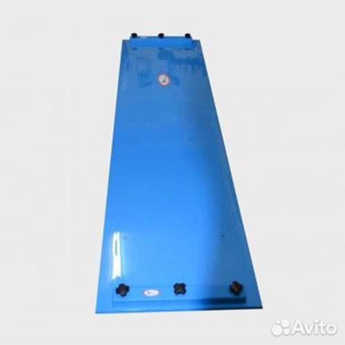 Тренажер для отработки катания на коньках