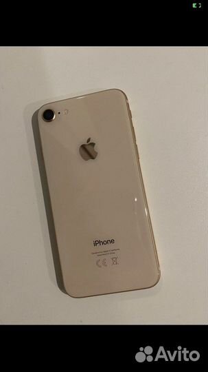 Продам iPhone 8