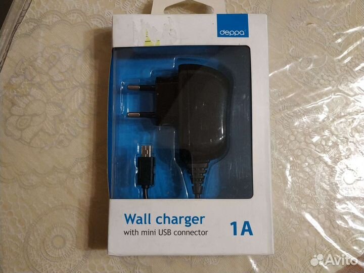 Сетевое зарядное устройство с разъемом mini USB